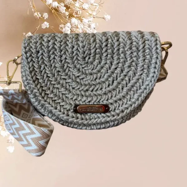 sac-demi-lune-ecru_vue-de-face_crochellem_2024_1000x1000